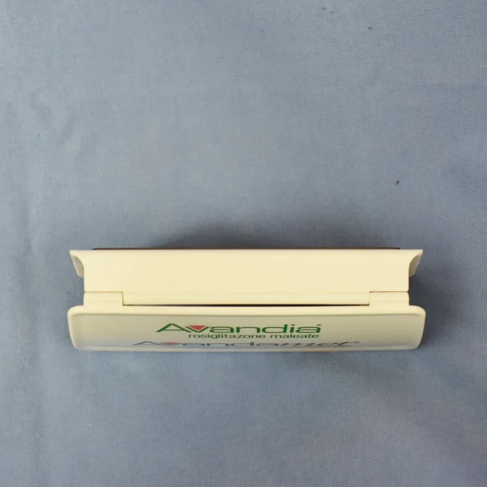 Avandia Medical Drug Rep Pharmaceutical Advertising Binder Clip Sale Promotional